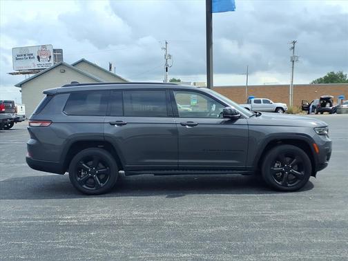 2022 Jeep Grand Cherokee L Altitude