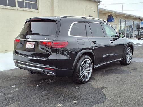 2025 Mercedes-Benz GLS 450 4MATIC