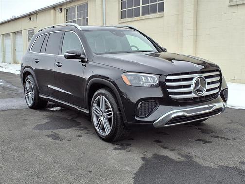 2025 Mercedes-Benz GLS 450 4MATIC