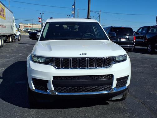 2023 Jeep Grand Cherokee L Laredo