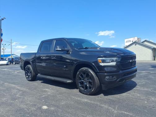 Diamond Black Crystal Pearl Coat 2022 RAM 1500 Laramie