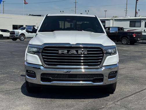 Bright White Clear Coat (pw7) 2026 RAM 1500 Laramie