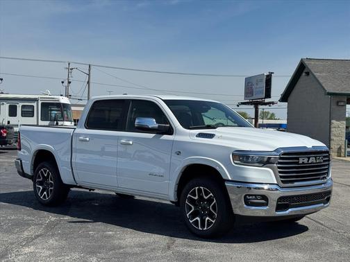Bright White Clear Coat (pw7) 2026 RAM 1500 Laramie