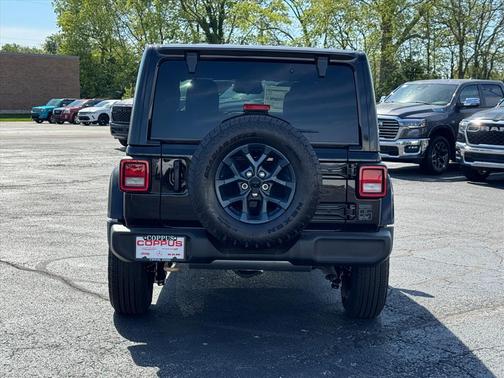 Black Clear Coat (px8) 2026 Jeep Wrangler 85TH ANNIVERSARY EDITION 4X4