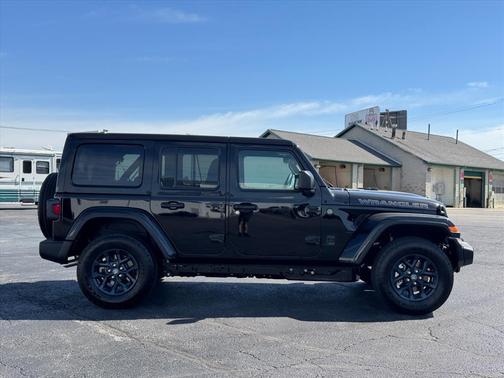 Black Clear Coat (px8) 2026 Jeep Wrangler 85TH ANNIVERSARY EDITION 4X4