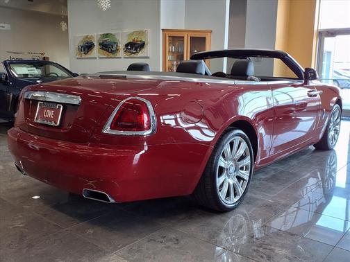2017 Rolls-Royce Dawn 2dr Convertible
