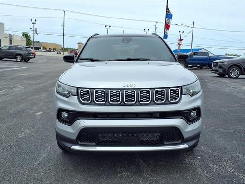 Silver Zynith Clear Coat (pse) 2026 Jeep Compass Limited
