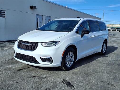 2026 Chrysler Pacifica L