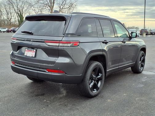 2025 Jeep Grand Cherokee Altitude