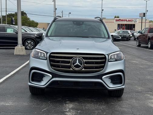 Cirrus Silver Metallic 2026 Mercedes-Benz GLS 450 4MATIC
