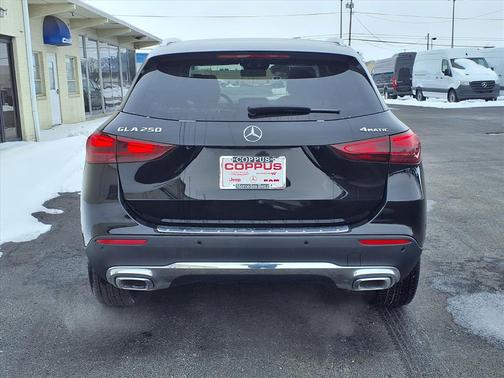 2025 Mercedes-Benz GLA 250 4MATIC