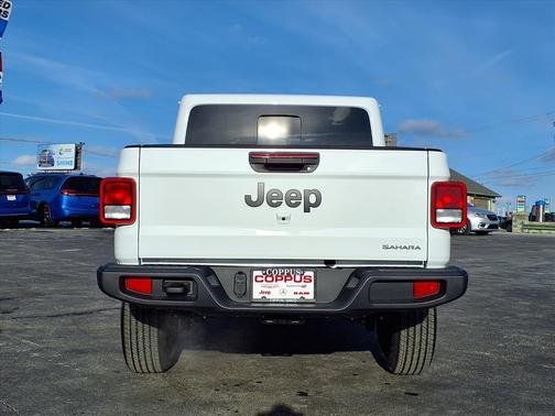 2026 Jeep Gladiator Sahara