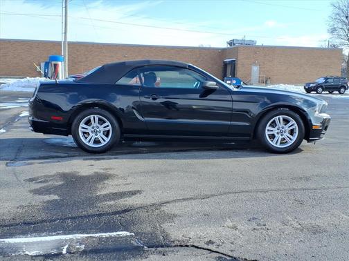 2014 Ford Mustang V6