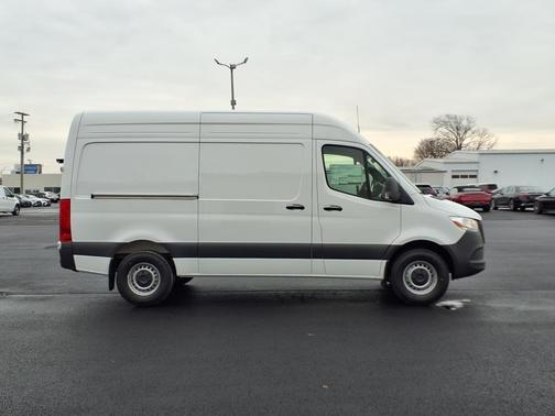 2025 Mercedes-Benz Sprinter 2500 Standard Roof