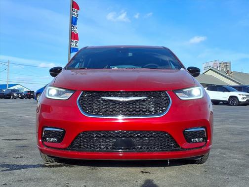 2026 Chrysler Pacifica L