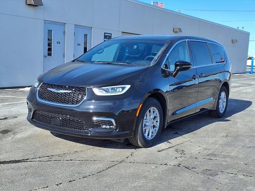 2026 Chrysler Pacifica L