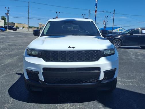 Bright White Clear Coat 2023 Jeep Grand Cherokee L Limited