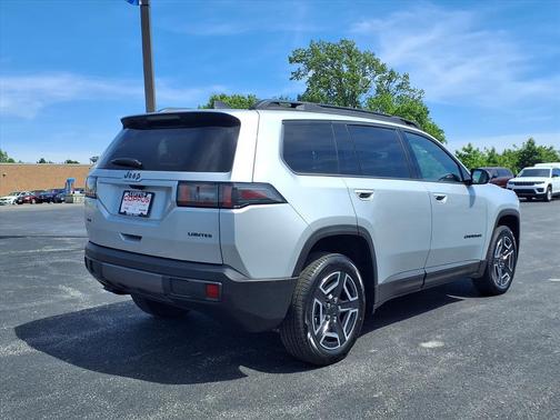 Silver Zynith Clear Coat (pse) 2026 Jeep Cherokee Limited