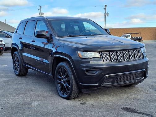 2017 Jeep Grand Cherokee Altitude