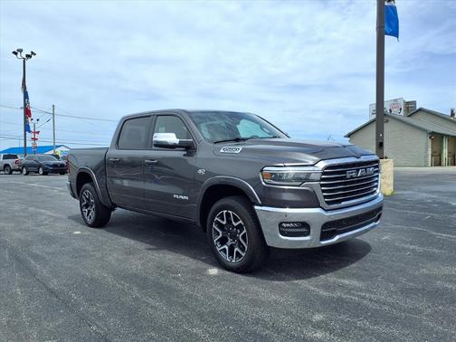 Granite Crystal Metallic Clear Coat (pau) 2026 RAM 1500 Laramie