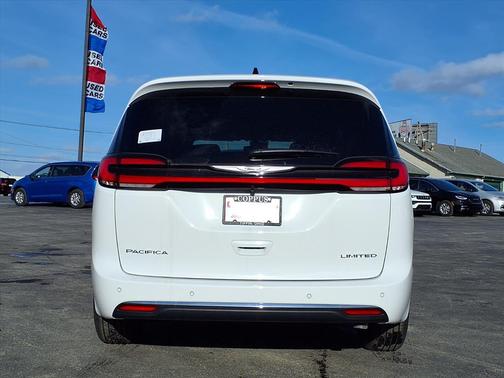 2026 Chrysler Pacifica Limited