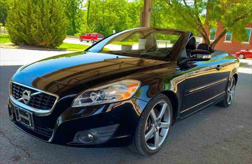 2011 Volvo C70 T5