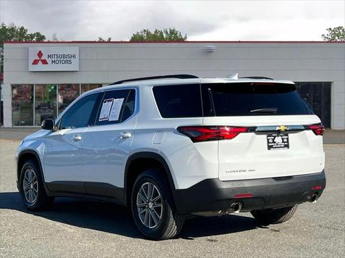 2022 Chevrolet Traverse LT Leather