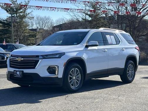 2022 Chevrolet Traverse LT Leather