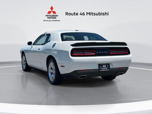 White Knuckle Clearcoat 2023 Dodge Challenger SXT