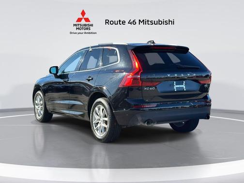 2021 Volvo XC60 T5 Momentum