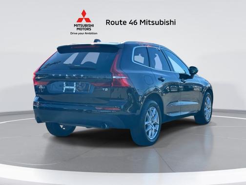 2021 Volvo XC60 T5 Momentum