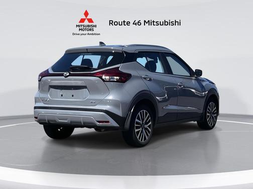 2022 Nissan Kicks SV