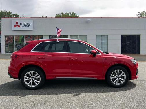 2024 Audi Q3 Premium 45 TFSI S line quattro Tiptronic