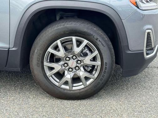 2022 GMC Acadia AWD SLT