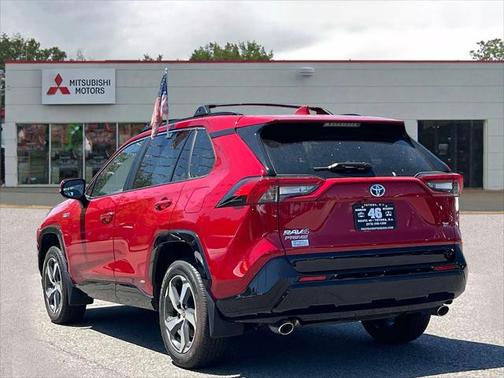 2024 Toyota RAV4 Prime SE