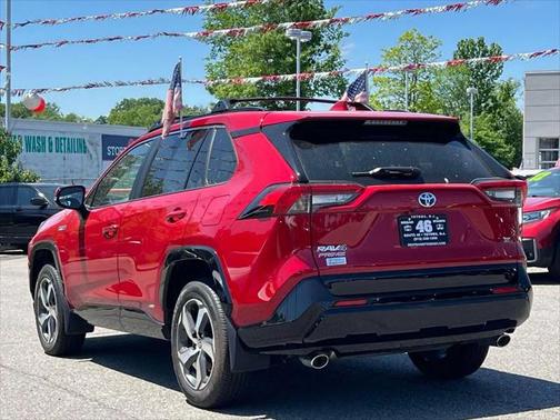 2024 Toyota RAV4 Prime SE