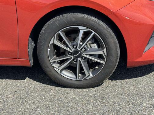 Fire Orange 2023 Kia Forte LXS