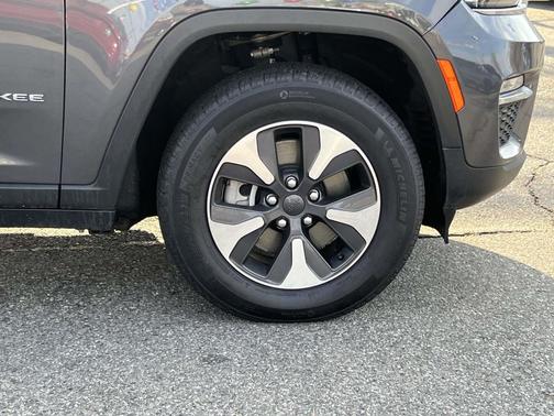 2024 Jeep Grand Cherokee 4xe Base