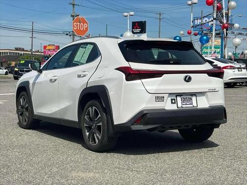 2022 Lexus UX 200 Base