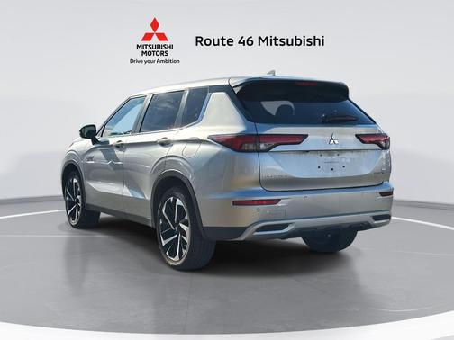 2024 Mitsubishi Outlander PHEV SE S-AWC