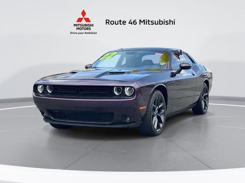 Hellraisin 2022 Dodge Challenger SXT