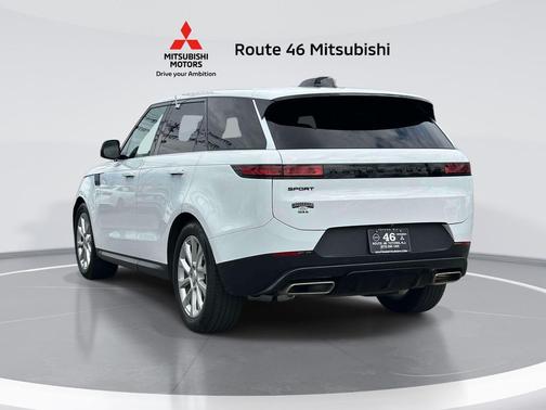 Fuji White 2025 Land Rover Range Rover Sport SE