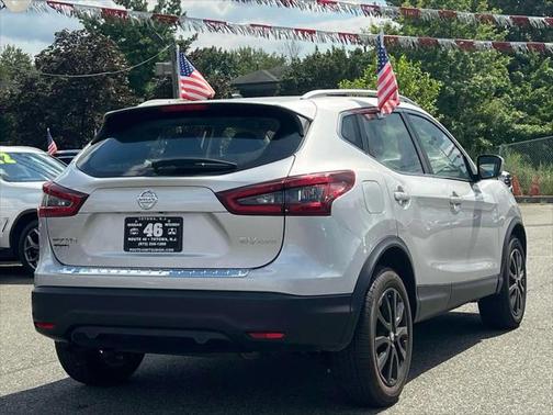2022 Nissan Rogue Sport SV