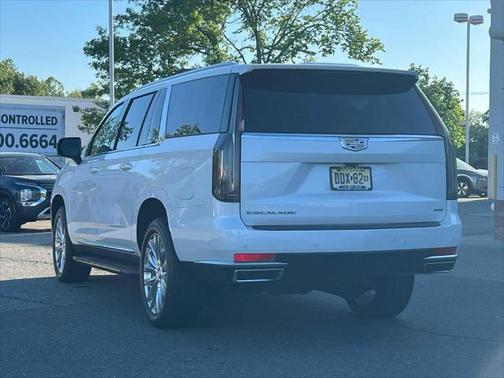 2023 Cadillac Escalade ESV Premium Luxury
