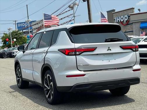 2022 Mitsubishi Outlander ES 2.5 S-AWC