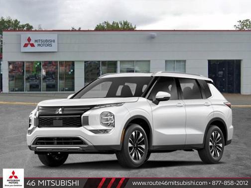 White Diamond 2026 Mitsubishi Outlander LE 1.5T 2WD