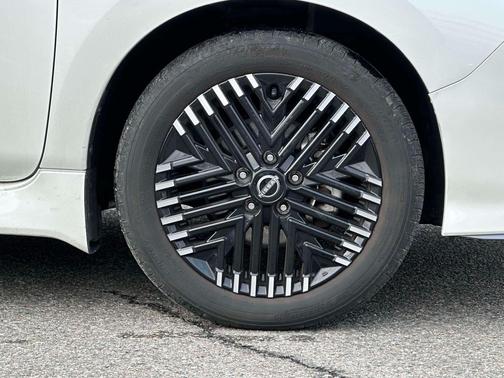 2023 Nissan Leaf SV PLUS 60 kWh