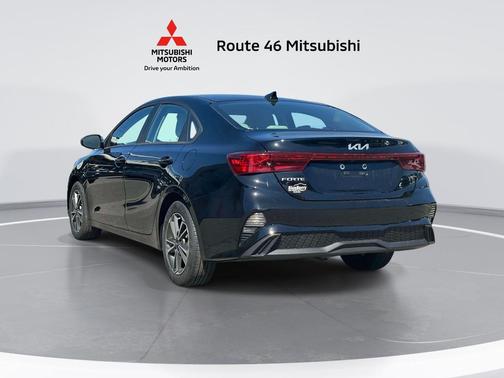 Aurora Black 2023 Kia Forte LXS