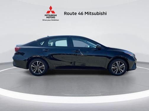 Aurora Black 2023 Kia Forte LXS