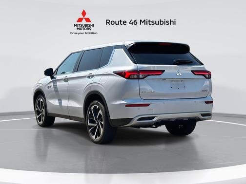 2024 Mitsubishi Outlander PHEV SE S-AWC